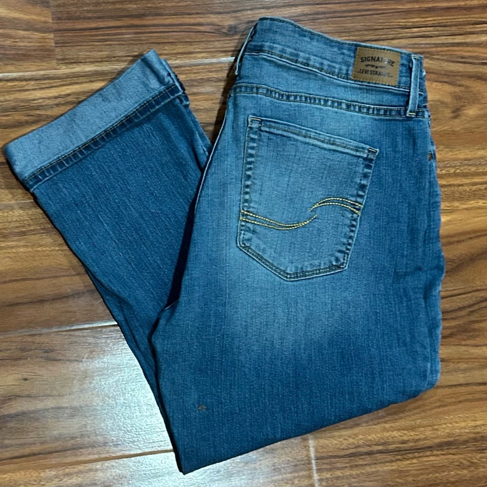 Levi Classic Blue Jeans
